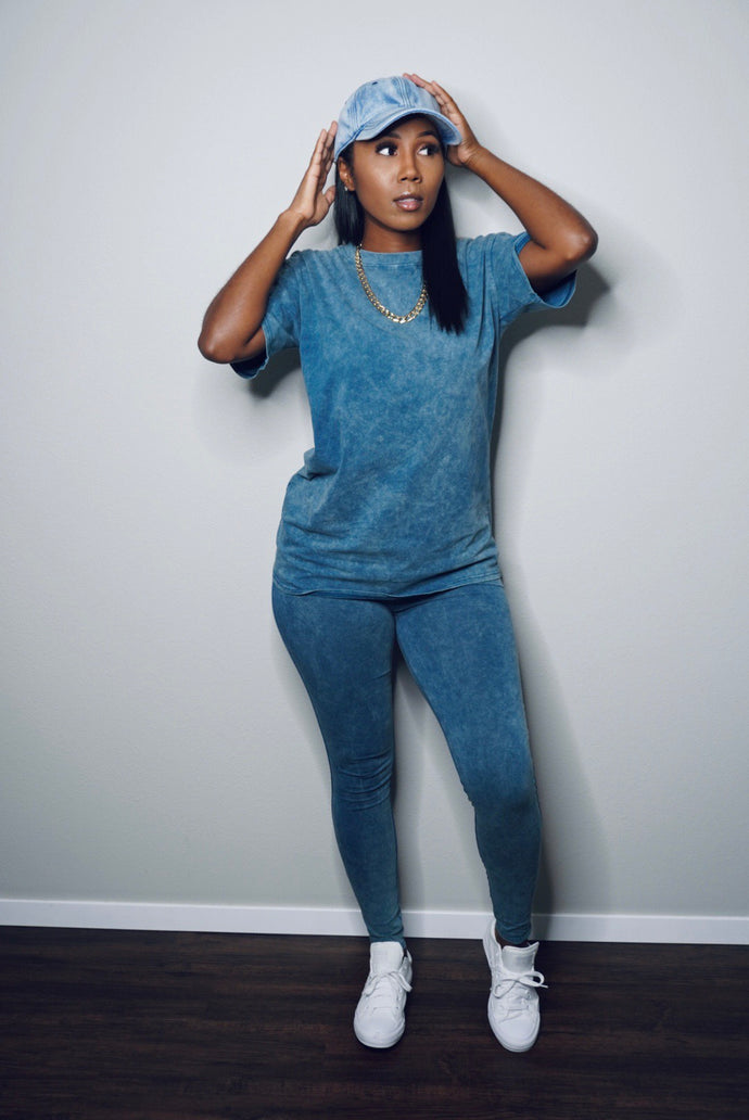 “Still Cute” Set (acid blue)