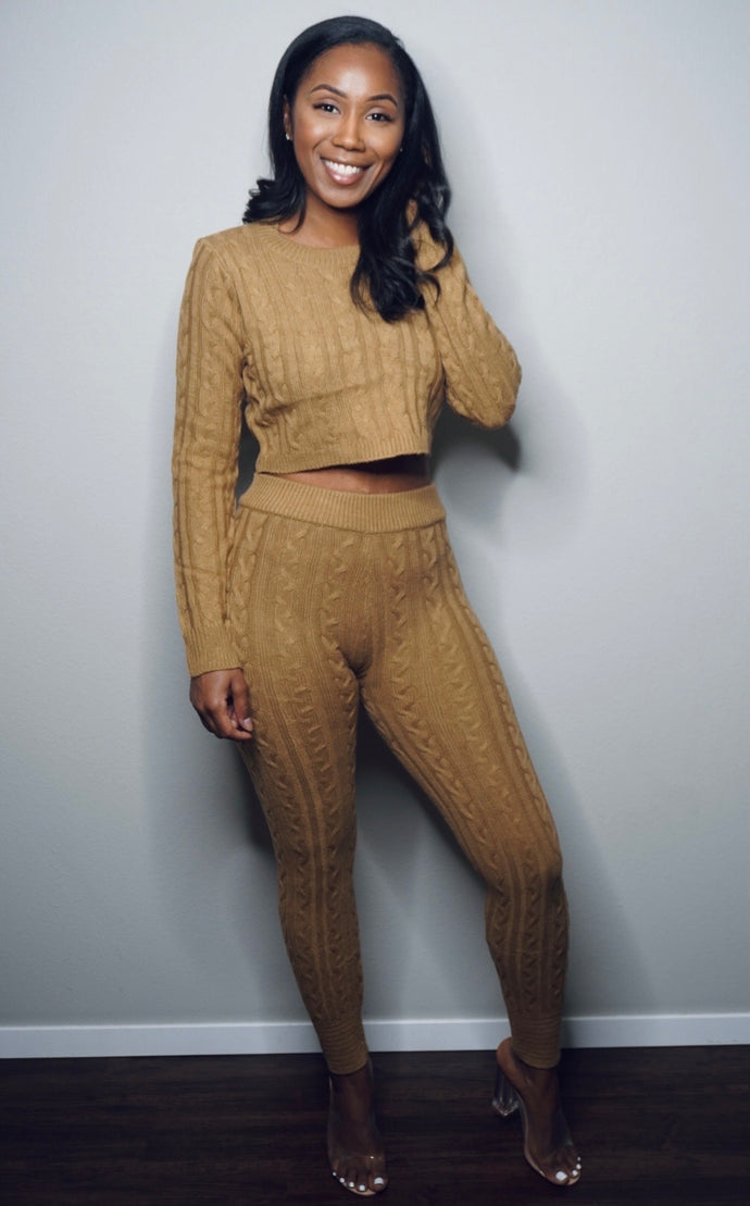 “Mocha Knitted” Set